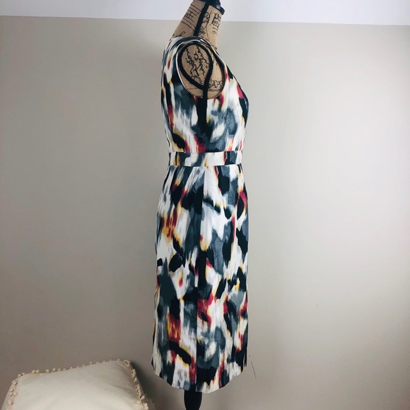 Colorful abstract dress - Picture 3 of 8